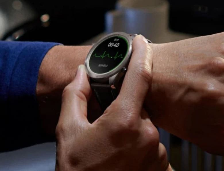 GPS, NFC, пульсоксиметр, регистрация ЭКГ, экран AMOLED. Умные часы Zepp Z собрали в себе полный набор функций