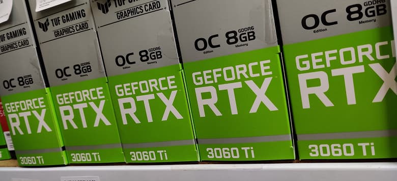 Появились изображения видеокарты Asus GeForce RTX 3060 Ti TUF Gaming OC