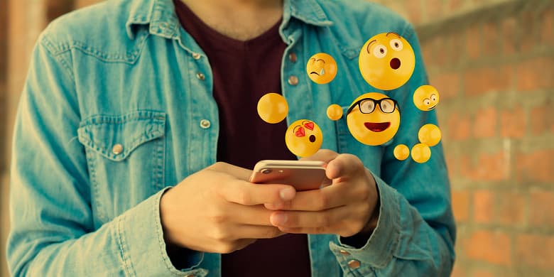 Новшество Android 12, которое порадует многих пользователей. Новые эмодзи смогут внедряться быстрее