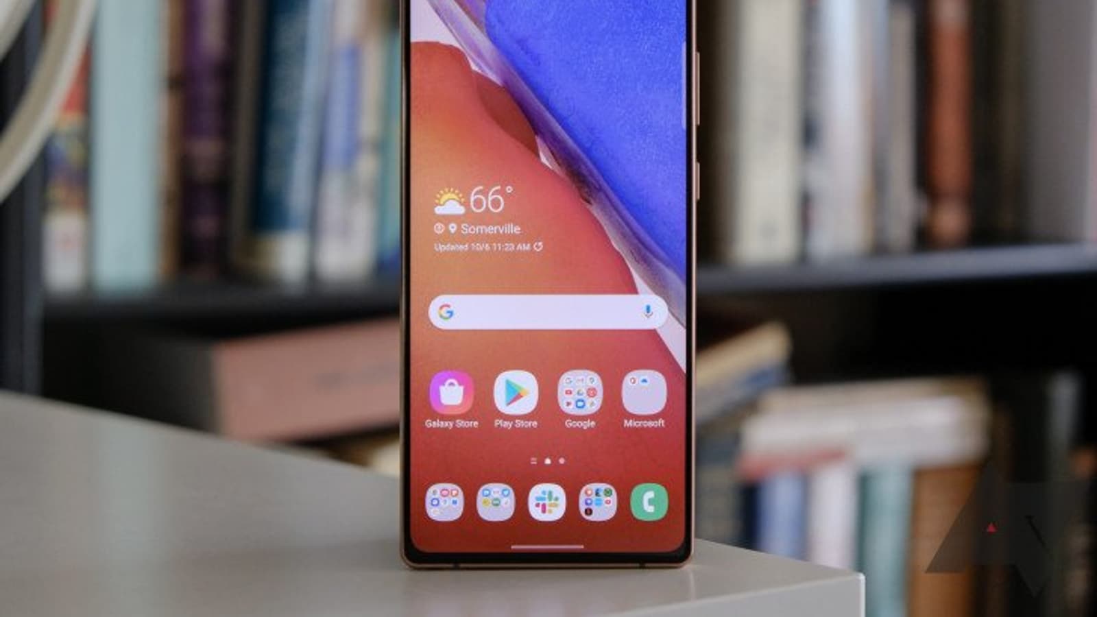 После обновления у флагманов Samsung появилась проблема с зарядкой