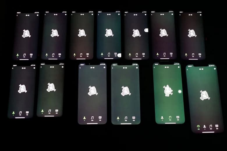 Apple признала брак экрана iPhone 12