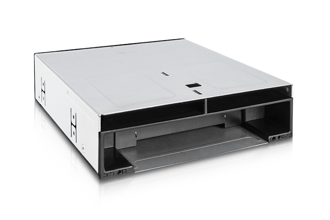 Док Icy Dock flexiDOCK MB095SP-B устанавливается в отсек типоразмера 5,25 дюйма