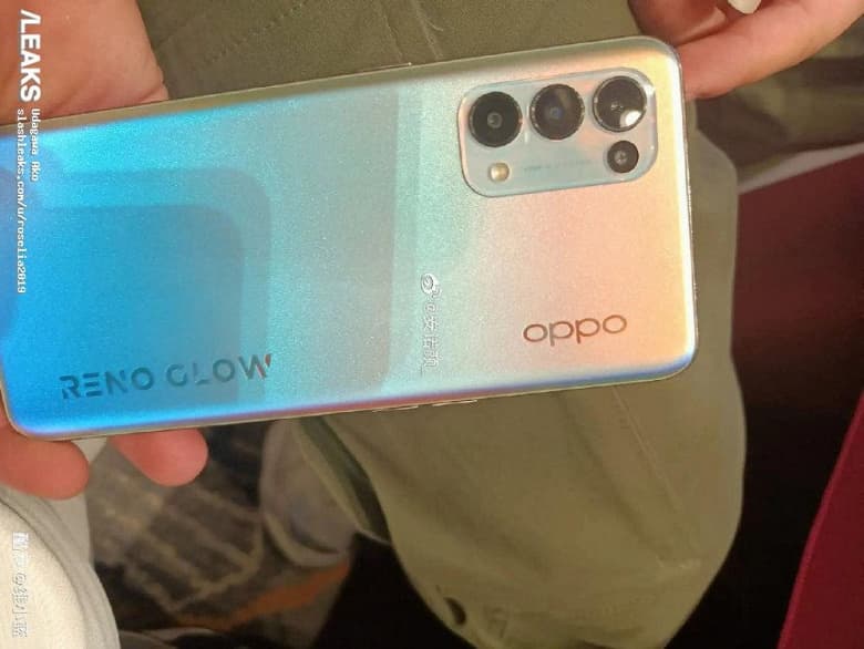 Dimensity 1000+ и два аккумулятора. Первое живое фото Oppo Reno5 Pro 5G Dimensity 1000+ и два аккумулятора. Первое живое фото Oppo Reno5 Pro 5G