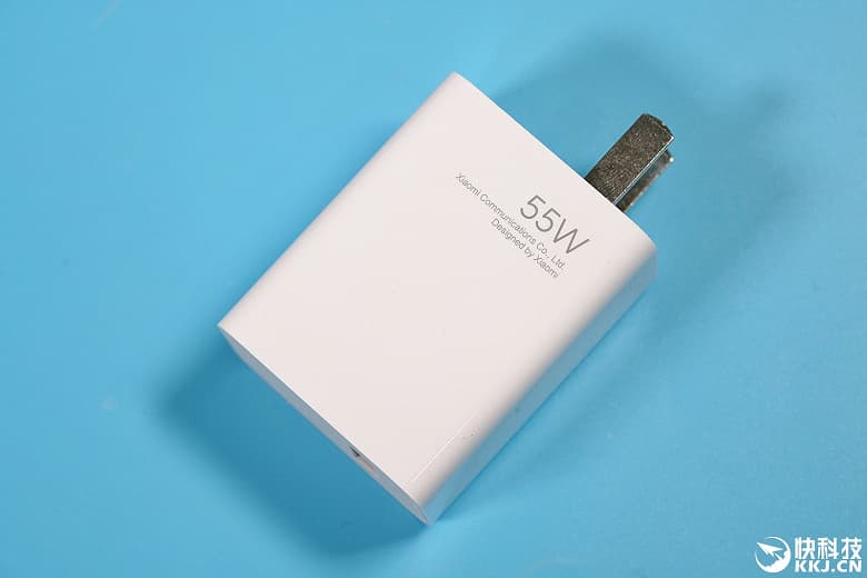 Крайне важная штука для Xiaomi Mi 11. 55-ваттное зарядное устройство доступно предзаказа в Китае