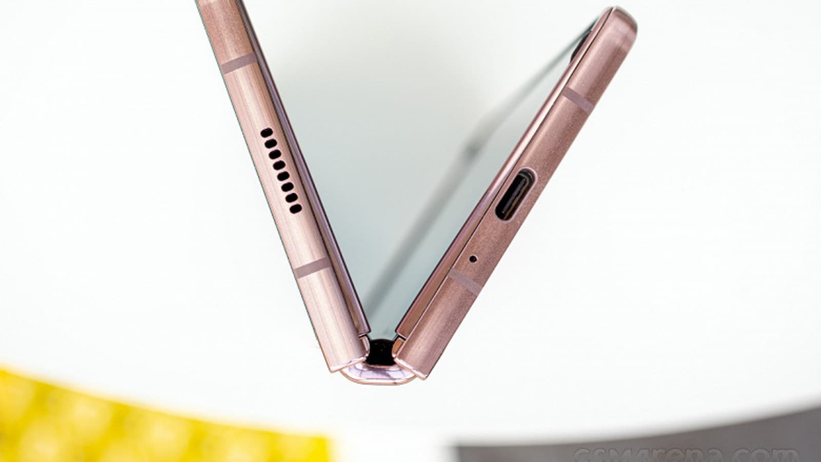В корпусе Samsung Galaxy Z Fold3 будет место для S Pen