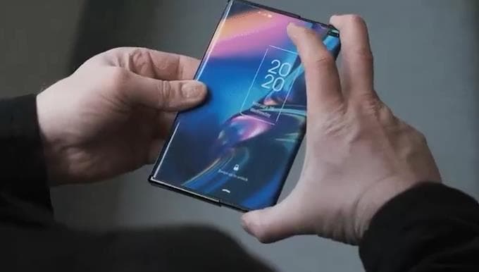 Представлен первый смартфон с «растягивающимя» экраном Представлен первый смартфон с «растягивающимя» экраном
