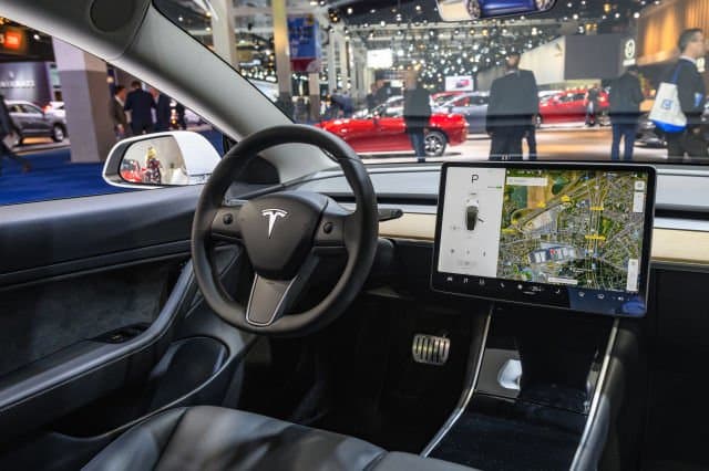 Илон Маск раскрыл многолетнюю тайну электромобилей Tesla Илон Маск раскрыл многолетнюю тайну электромобилей Tesla