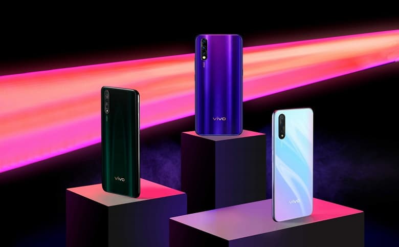 Samsung опускается все ниже. Xiaomi и Vivo возглавили важнейший рынок смартфонов Samsung опускается все ниже. Xiaomi и Vivo возглавили важнейший рынок смартфонов