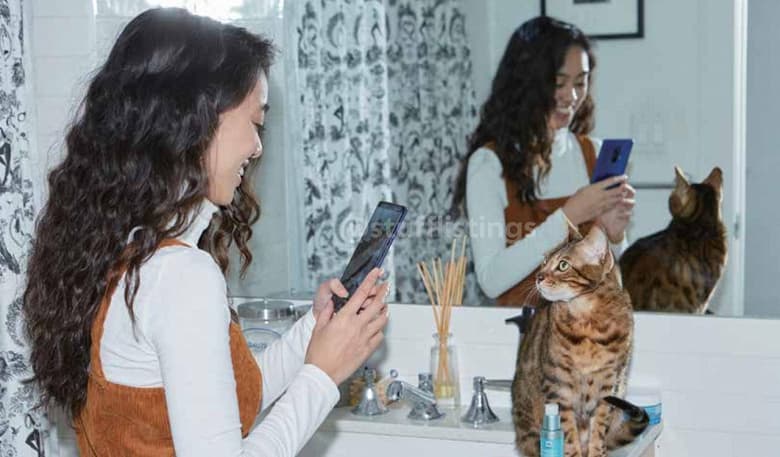 OnePlus 8 Pro в разных цветах на качественных фото