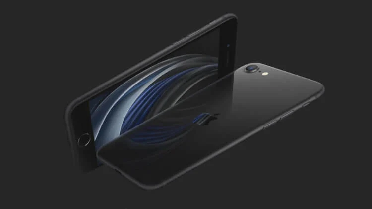 Антикризисный iPhone SE за 40 тысяч рублей теперь можно заказать в России