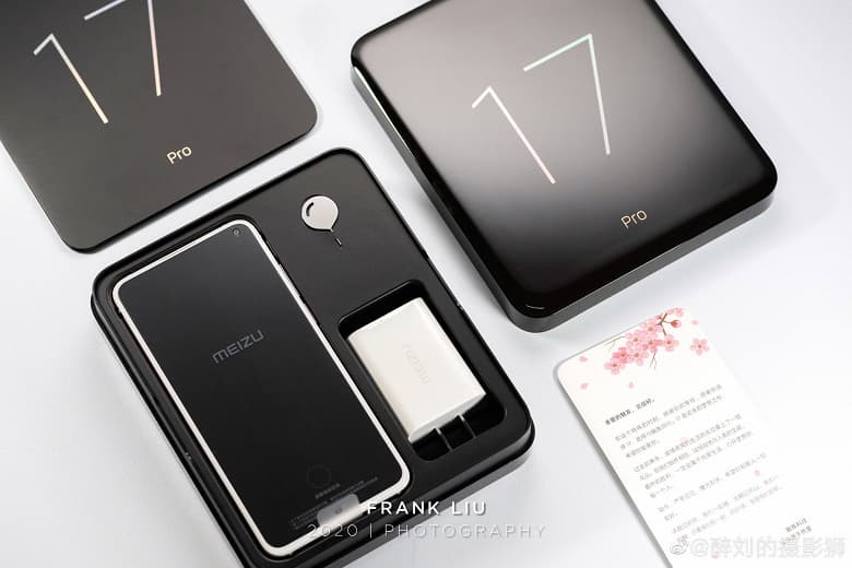 В продажу поступили Meizu 17 и Meizu 17 Pro — самые лучшие смартфоны производителя В продажу поступили Meizu 17 и Meizu 17 Pro — самые лучшие смартфоны производителя
