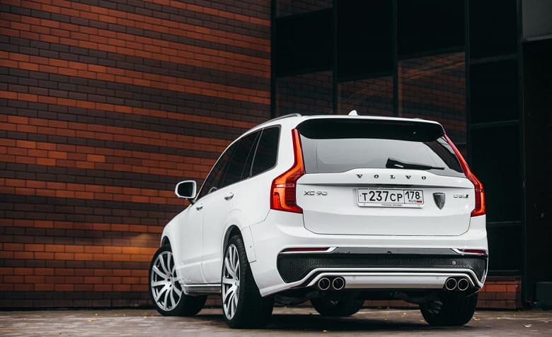 Volvo XC100 Recharge — люксовый полноразмерный электрический кроссовер с разгоном до 100 км/ч менее чем за 5 секунд Volvo XC100 Recharge — люксовый полноразмерный электрический кроссовер с разгоном до 100 км/ч менее чем за 5 секунд