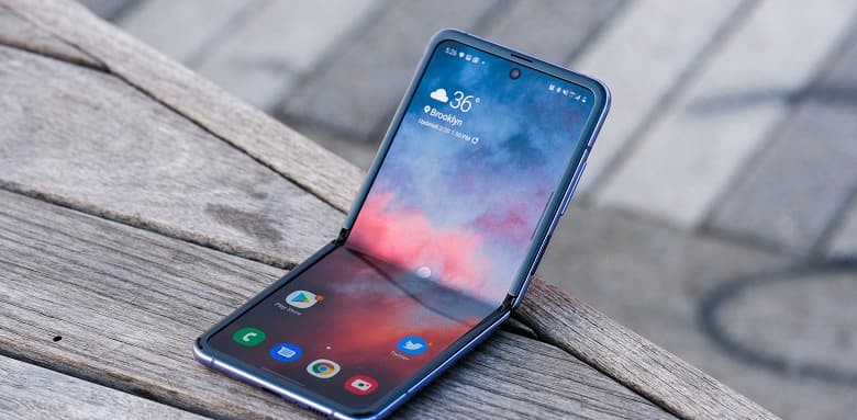 Удивительное рядом. Samsung Galaxy Z Flip продается очень хорошо в отличие от Galaxy S20