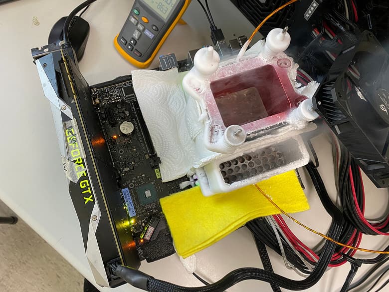 Топовый Core i9-10900K разогнали до частоты 7,7 ГГц