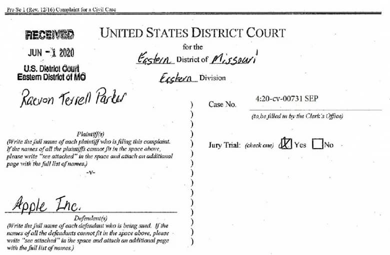 Американец подал в суд на Apple, требуя триллион долларов