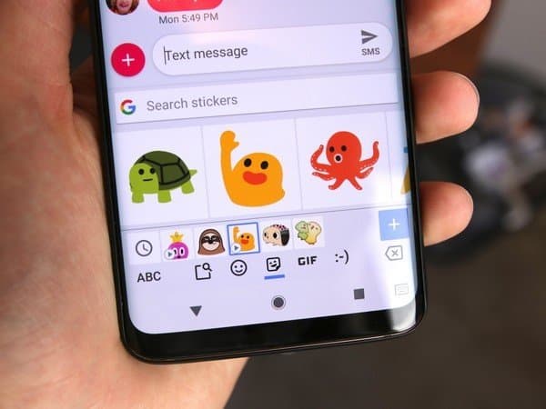 Смартфоны Android станут удобнее для любителей стикеров. Google тестирует подсказки Смартфоны Android станут удобнее для любителей стикеров. Google тестирует подсказки