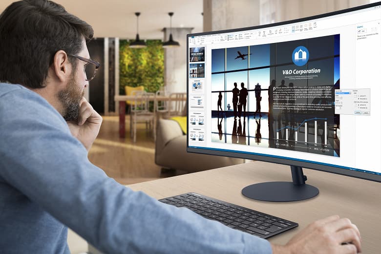 Для работы и игр. Samsung выпустила изогнутые мониторы T55 в России