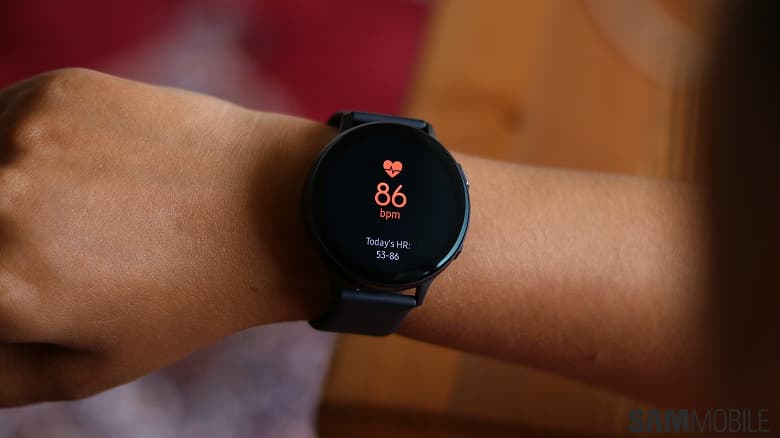 Спустя почти год после выхода умные часы Samsung Galaxy Watch Active 2 научились измерять давление. Но пока только на родном рынке Спустя почти год после выхода умные часы Samsung Galaxy Watch Active 2 научились измерять давление. Но пока только на родном рынке