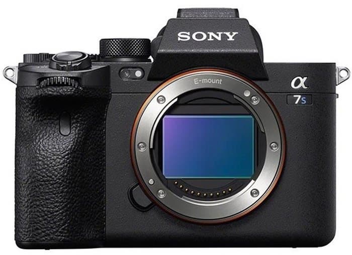 Изображения камеры Sony A7sIII появились накануне анонса Изображения камеры Sony A7sIII появились накануне анонса