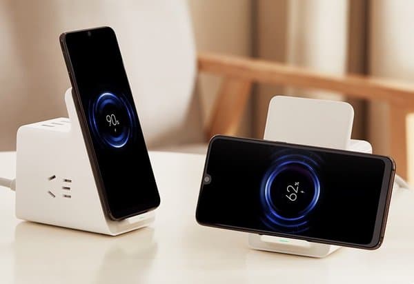 Xiaomi представила многофункциональную вертикальную беспроводную зарядку за $15