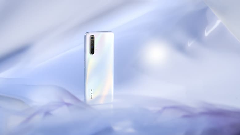 Realme X3 SuperZoom с 60-кратным зумом приехал в Россию