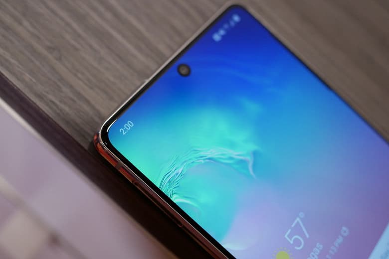 Бюджетный флагман Samsung с SoC Snapdragon 865, 120-герцевым экраном и IP68. Galaxy S20 Lite может оказаться «топом за свои деньги» Бюджетный флагман Samsung с SoC Snapdragon 865, 120-герцевым экраном и IP68. Galaxy S20 Lite может оказаться «топом за свои деньги»