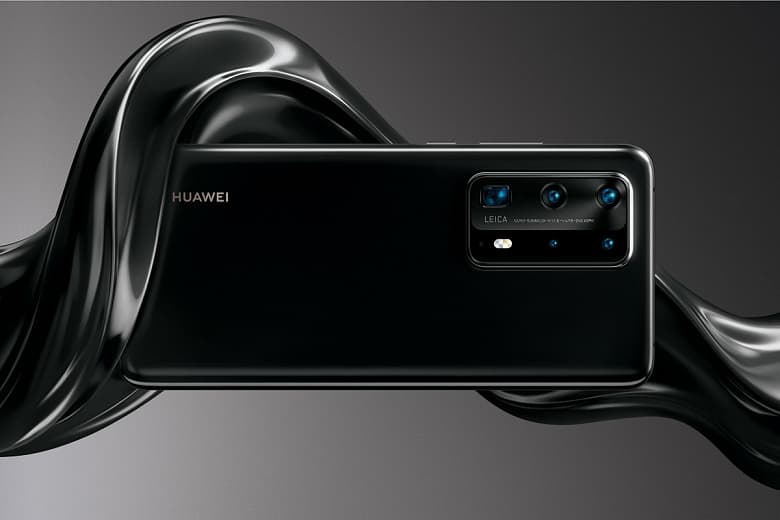 Стартовали продажи самого крутого камерофона Huawei в России