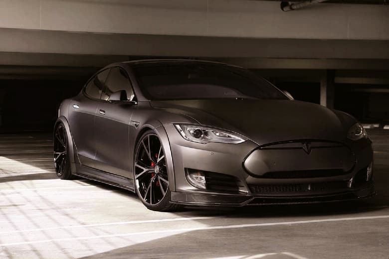 Автопилот Tesla сможет удивить ещё больше. Через несколько месяцев функция получит огромное обновление