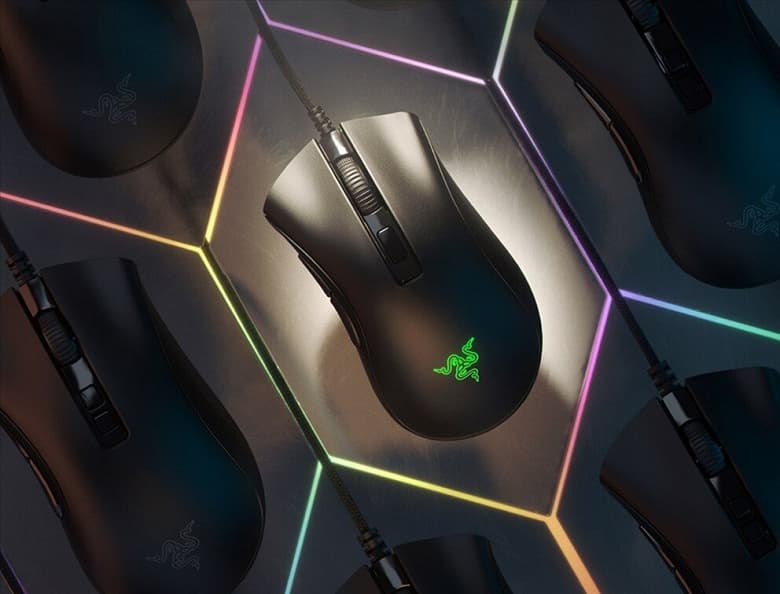 Razer выпускает уменьшенный вариант игровой мыши DeathAdder V2