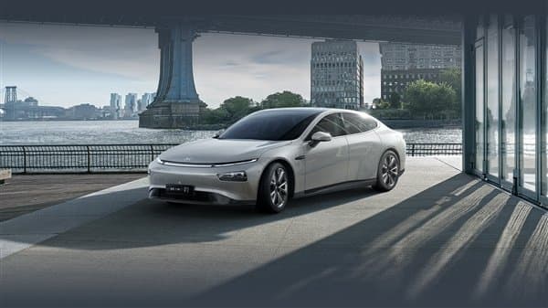 Китайский убийца Tesla Model 3 оказался очень сырым Китайский убийца Tesla Model 3 оказался очень сырым