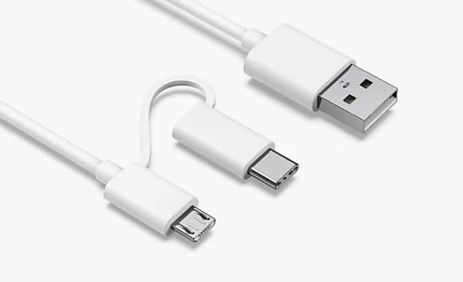 Oppo Power Bank 2 оснащен нестандартным кабелем