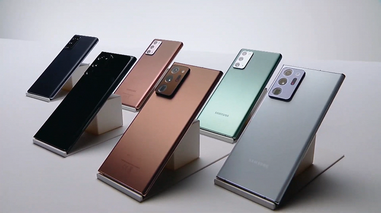 Такие экраны есть только у Samsung Galaxy Note20 Ultra и Galaxy Z Fold2. Обычный Note20 хуже и в этом Такие экраны есть только у Samsung Galaxy Note20 Ultra и Galaxy Z Fold2. Обычный Note20 хуже и в этом
