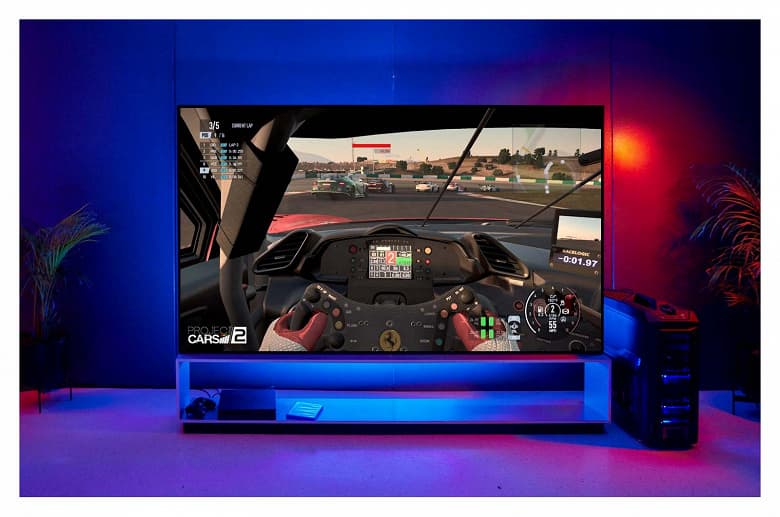 В России представили телевизор за 2,5 млн рублей