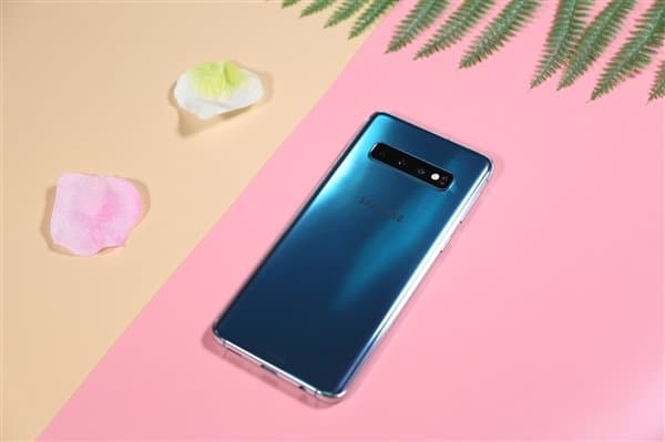 Galaxy S30 получит то, чего флагманы Samsung давно лишились — стандартный разъем для наушников Galaxy S30 получит то, чего флагманы Samsung давно лишились — стандартный разъем для наушников