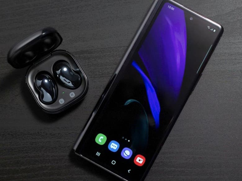 Неожиданно: флагман Samsung Galaxy Z Fold2 5G окажется дешевле предшественника Неожиданно: флагман Samsung Galaxy Z Fold2 5G окажется дешевле предшественника