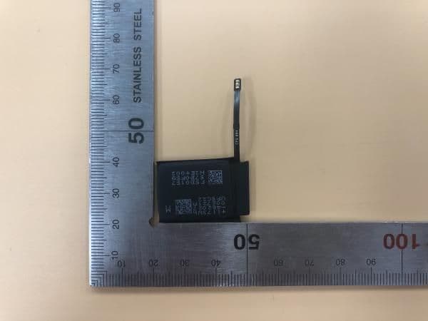 Настоящий кусочек новых Apple Watch вживую. Регуляторы раскрыли секрет аккумуляторов следующих часов Apple