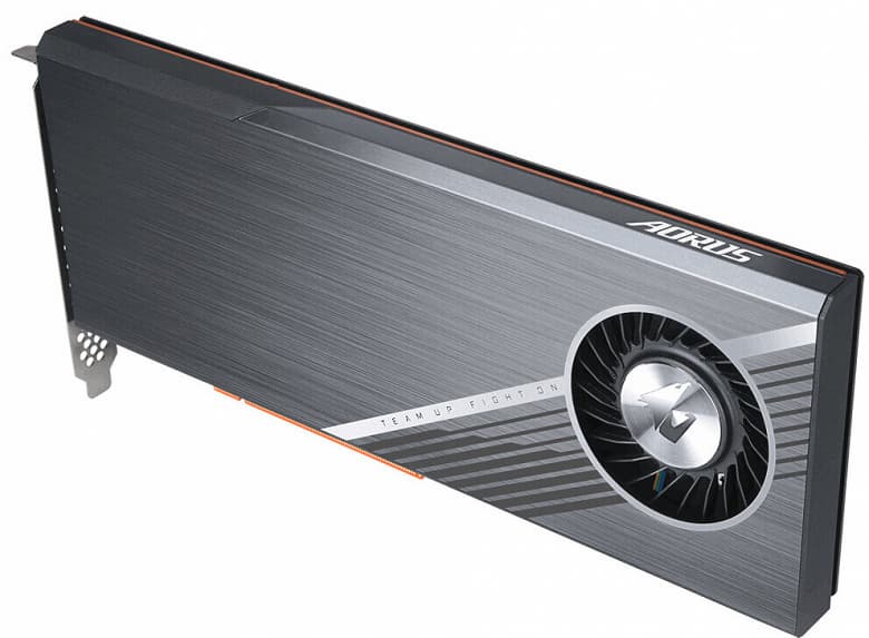 Твердотельный накопитель Gigabyte Aorus объемом 2 ТБ выполнен в виде карты расширения с интерфейсом PCIe Gen 4 x4