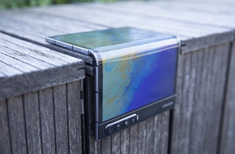Конкурент Samsung Gаlаxy Z Fold2 и Huawei Mate X. Первые фотографии Royole FlexPai 2 Конкурент Samsung Gаlаxy Z Fold2 и Huawei Mate X. Первые фотографии Royole FlexPai 2