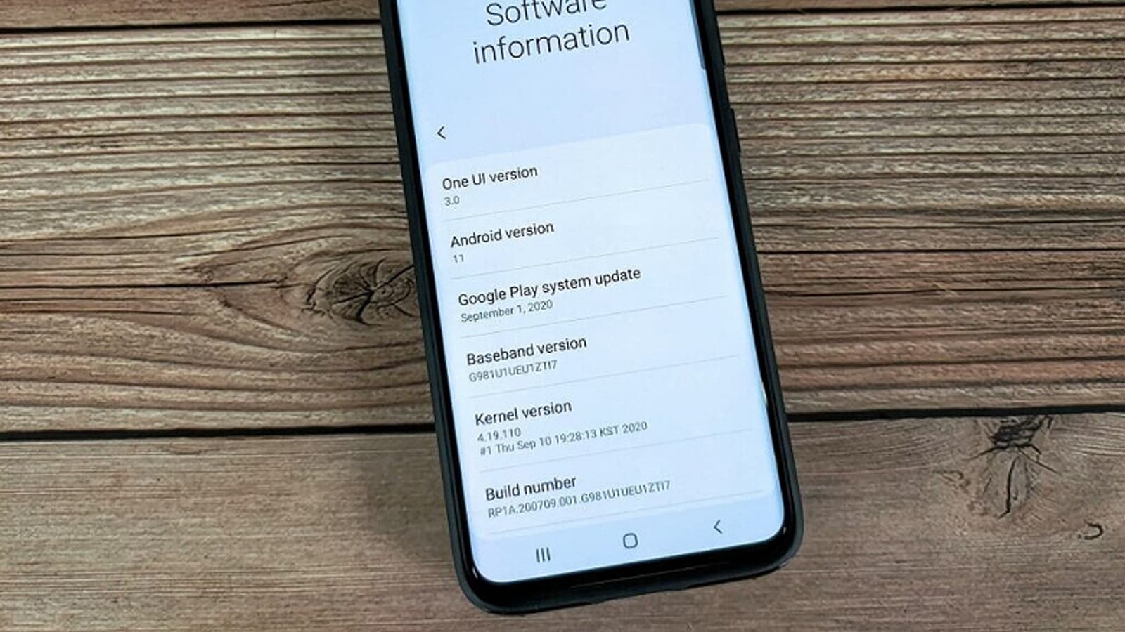 Как выглядит One UI 3.0 с Android 11 на Samsung Galaxy S20 и что нового