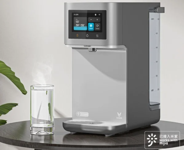 На Xiaomi Youpin представлен диспенсер-водоочиститель Viomi с 5-дюймовым экраном