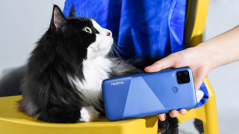 Стартовали продажи монстра автономности Realme С15 в России с хорошей скидкой