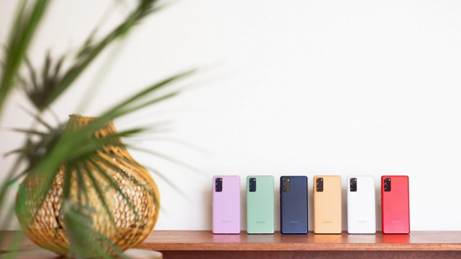 Представлен смартфон Samsung Galaxy S20 FE