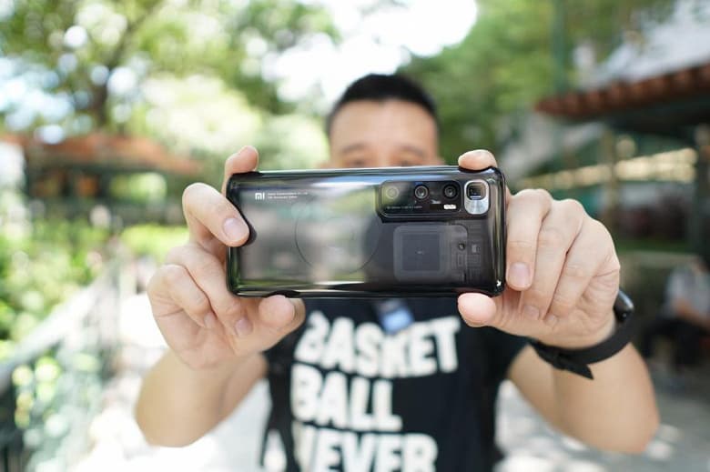 В рейтинге AnTuTu самых производительных флагманов Android кардинальные изменения В рейтинге AnTuTu самых производительных флагманов Android кардинальные изменения