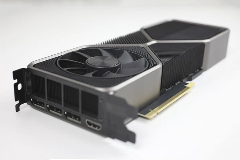 GeForce RTX 3080 поддерживает PCIe 4.0, но есть ли в этом смысл? Первые тесты дают ответ GeForce RTX 3080 поддерживает PCIe 4.0, но есть ли в этом смысл? Первые тесты дают ответ