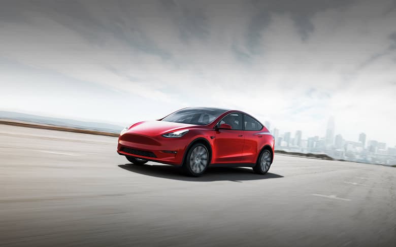Стоят ли 0,5 секунды 2 тысяч долларов: для Tesla Model Y вышло «ускоряющее» обновление ПО