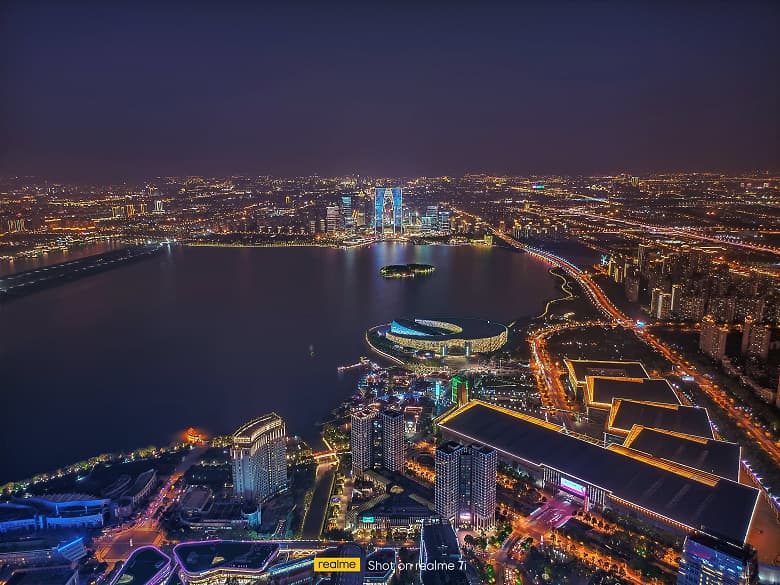 200-долларовый Realme 7i отлично снимает в условиях недостаточной освещенности 200-долларовый Realme 7i отлично снимает в условиях недостаточной освещенности