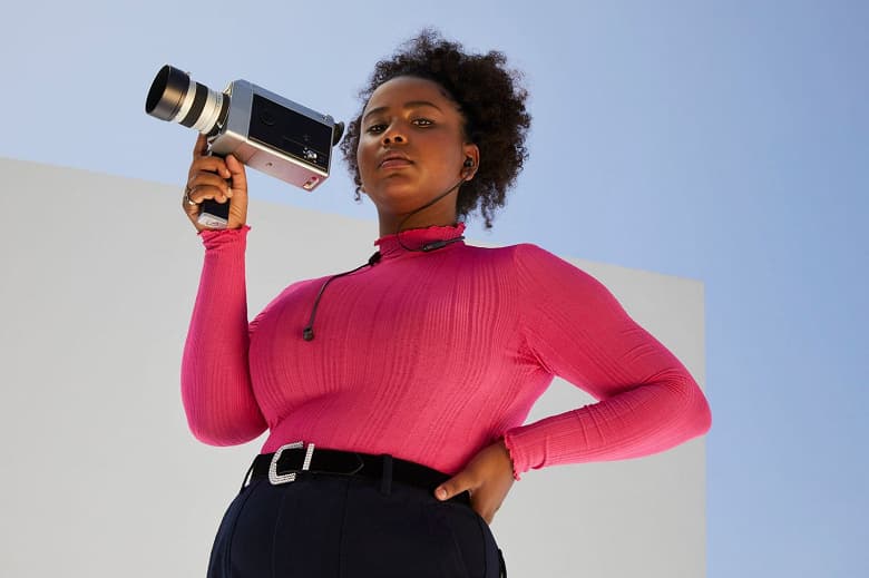 Apple привезла в Россию 50-долларовые беспроводные наушники