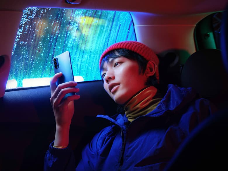 Первый смартфон Oppo с 5G в России: 90 Гц, 12 ГБ и 65 Вт