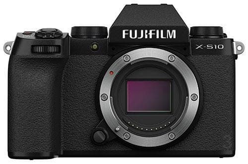 Появились первые фотографии беззеркальной камеры Fujifilm X-S10