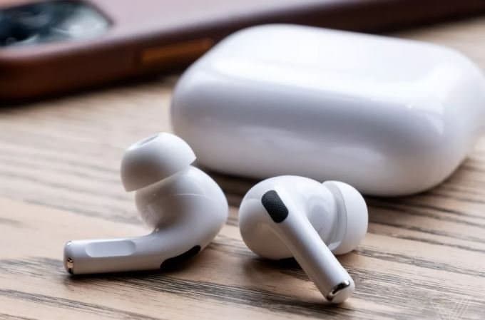 Apple отзывает наушники AirPods Pro